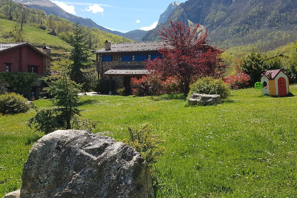 Photo of Outdoor in Quiros