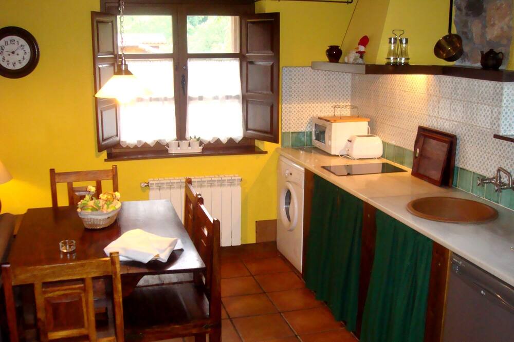 Photo of Kitchen in Quiros