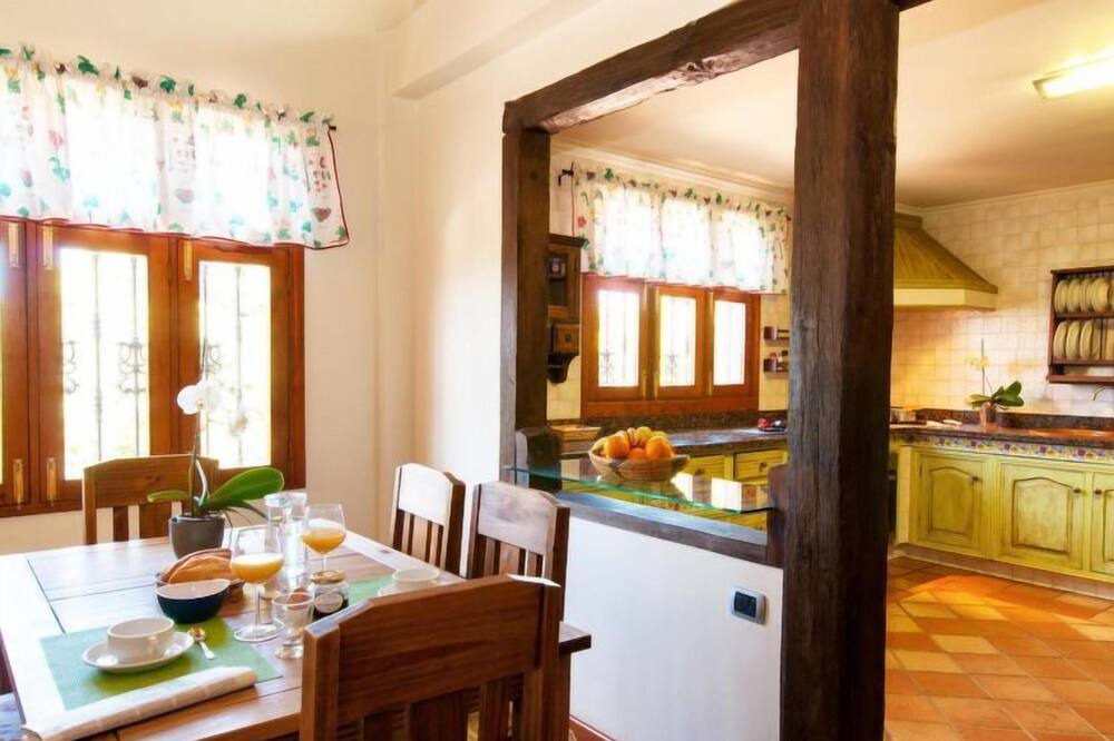 Photo of Kitchen in Casco Historico de Arucas