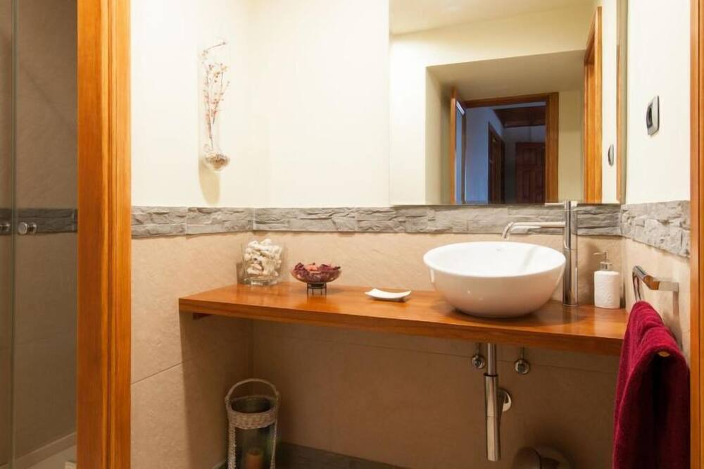 Photo of Bathroom in Casco Historico de Arucas