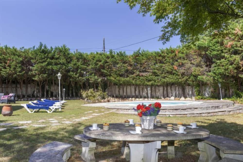 Photo of Outdoor in Can Carbonell