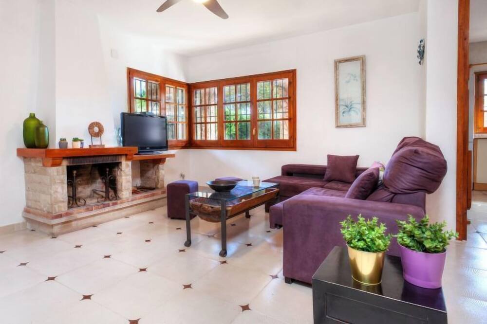 Photo of Livingroom in Can Carbonell