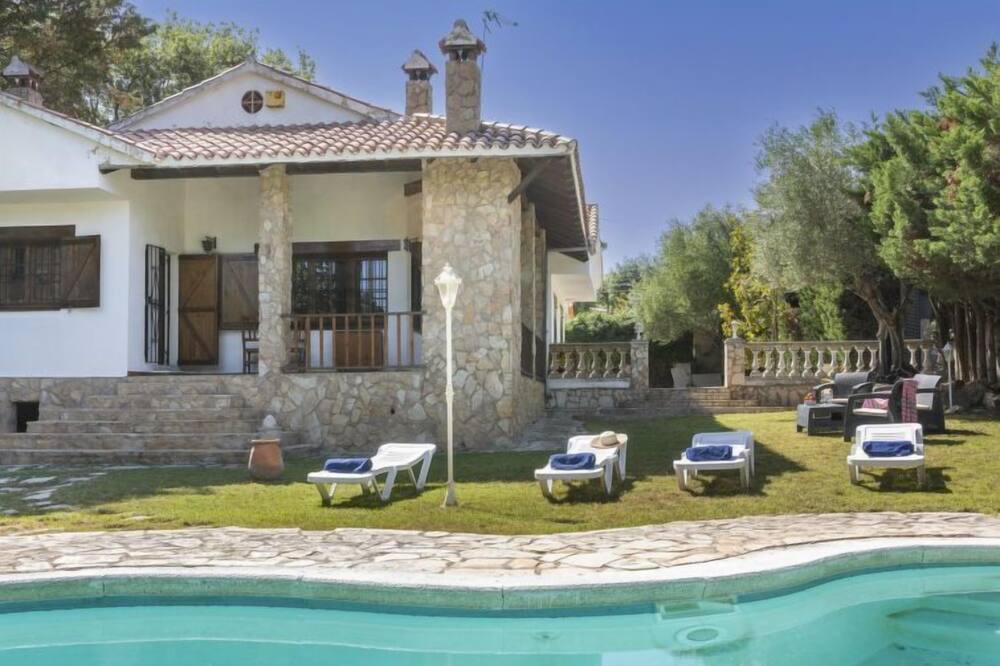 Photo of Outdoor in Can Carbonell