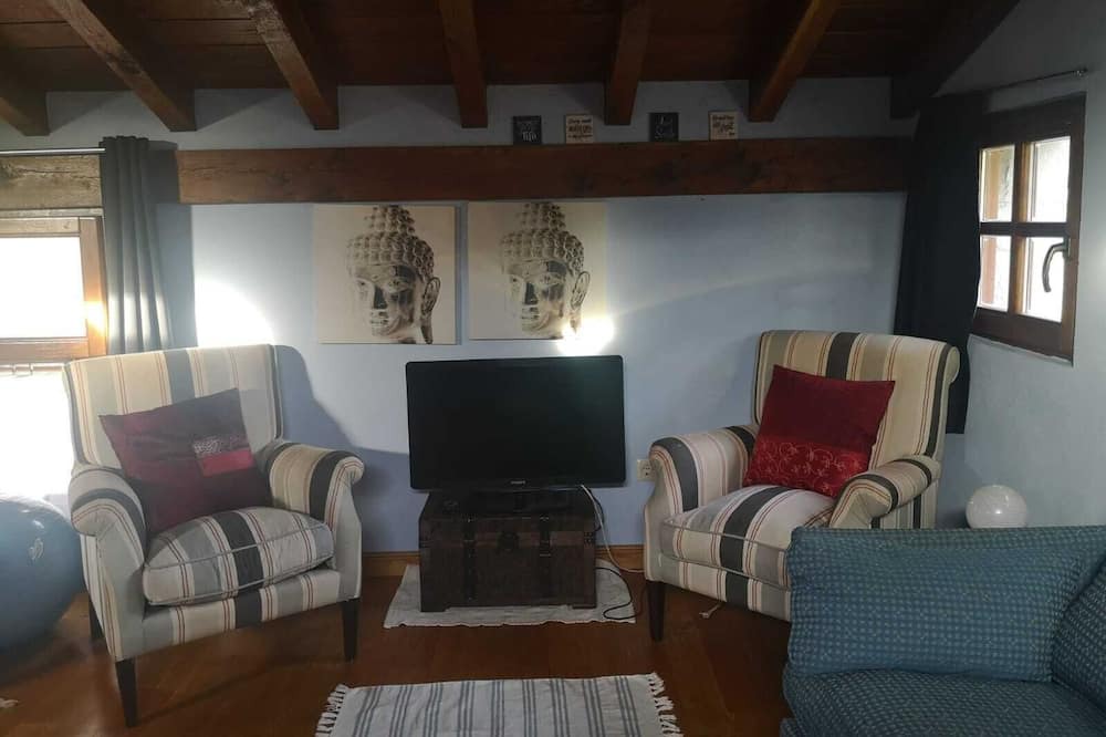 Photo of Livingroom in Llonin