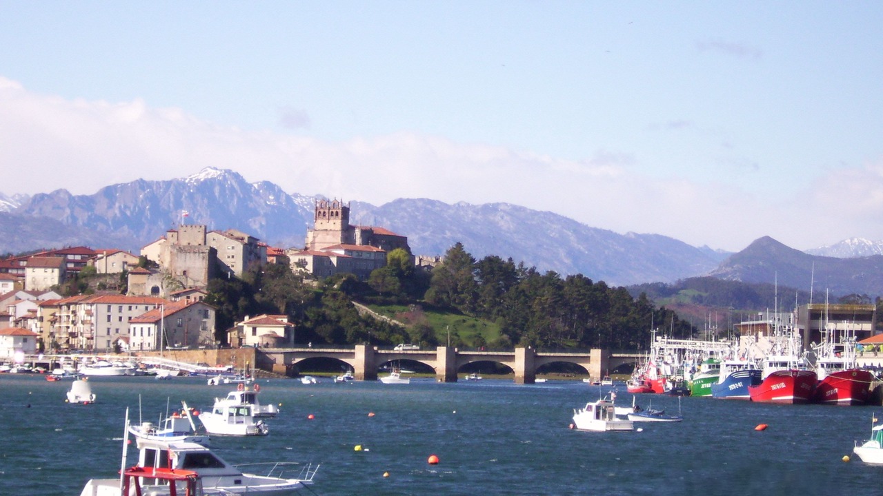 Photo of Others in San Vicente de la Barquera