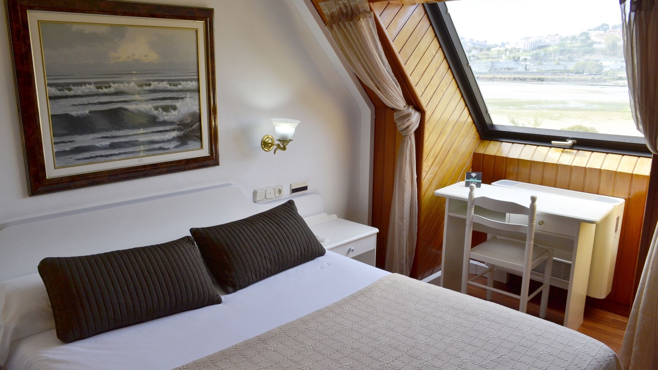 Photo of Bedroom in Perillo