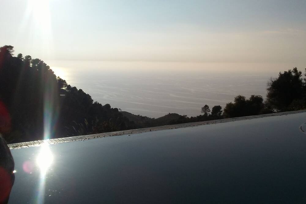Photo of Outdoor in Estellencs