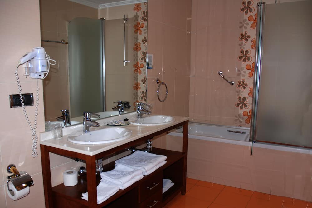 Photo of Bathroom in Arborbuena