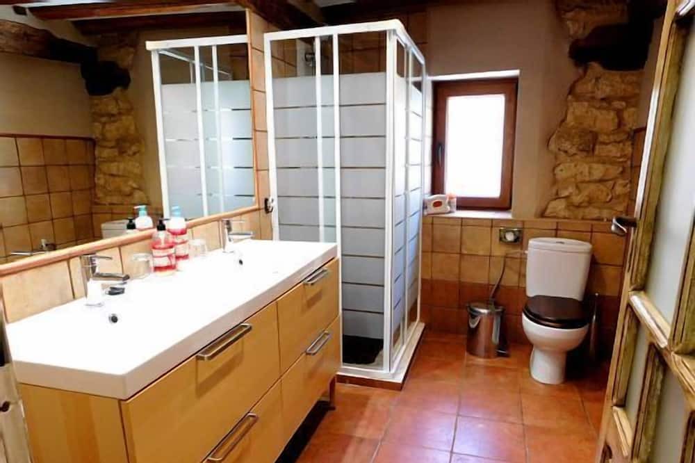 Photo of Bathroom in Tubilla del Lago