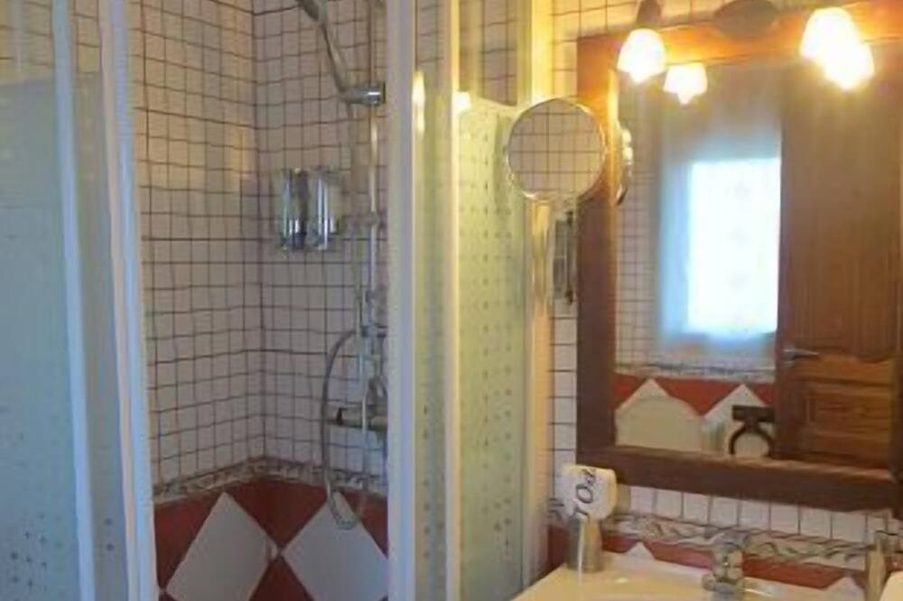 Photo of Bathroom in Lastras del Pozo