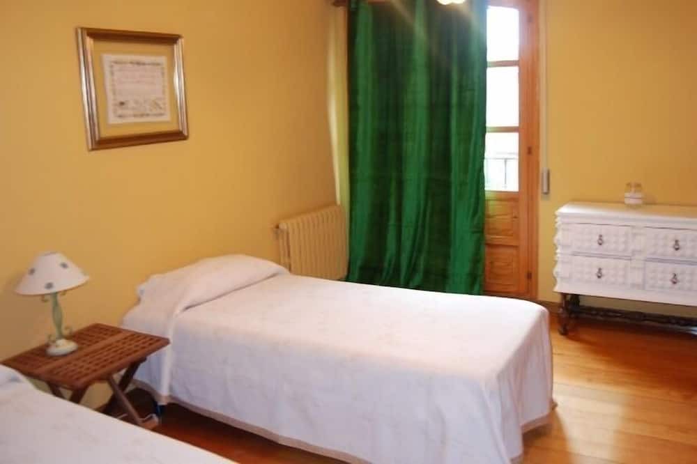 Photo of Bedroom in Badaran