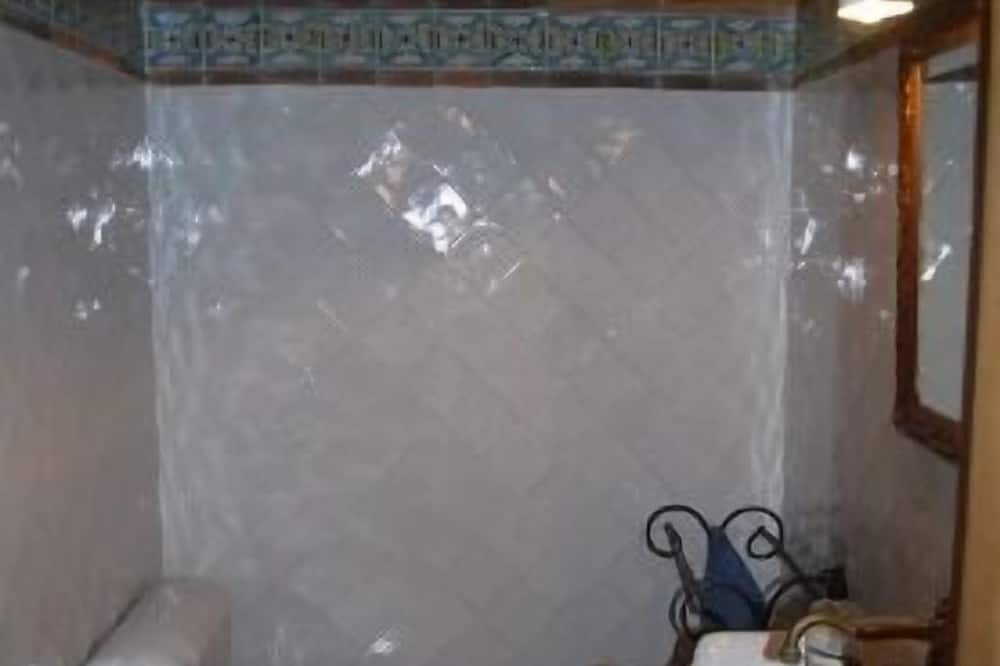 Photo of Bathroom in Badaran
