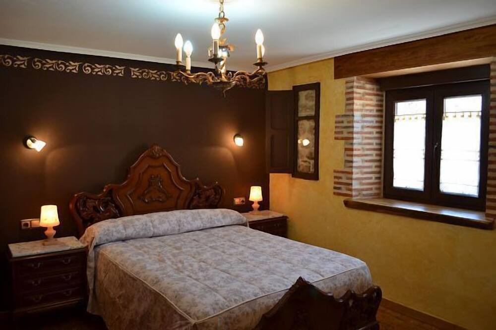 Photo of Bedroom in Aguilar de Campoo
