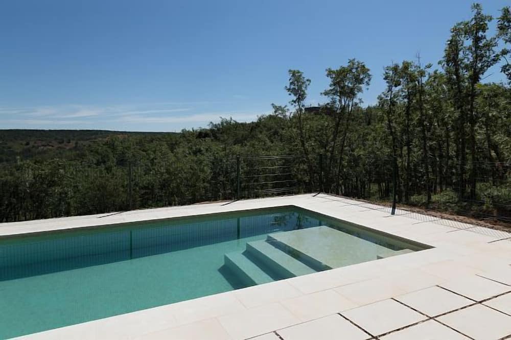 Photo of Outdoor in Castillejo de Mesleon