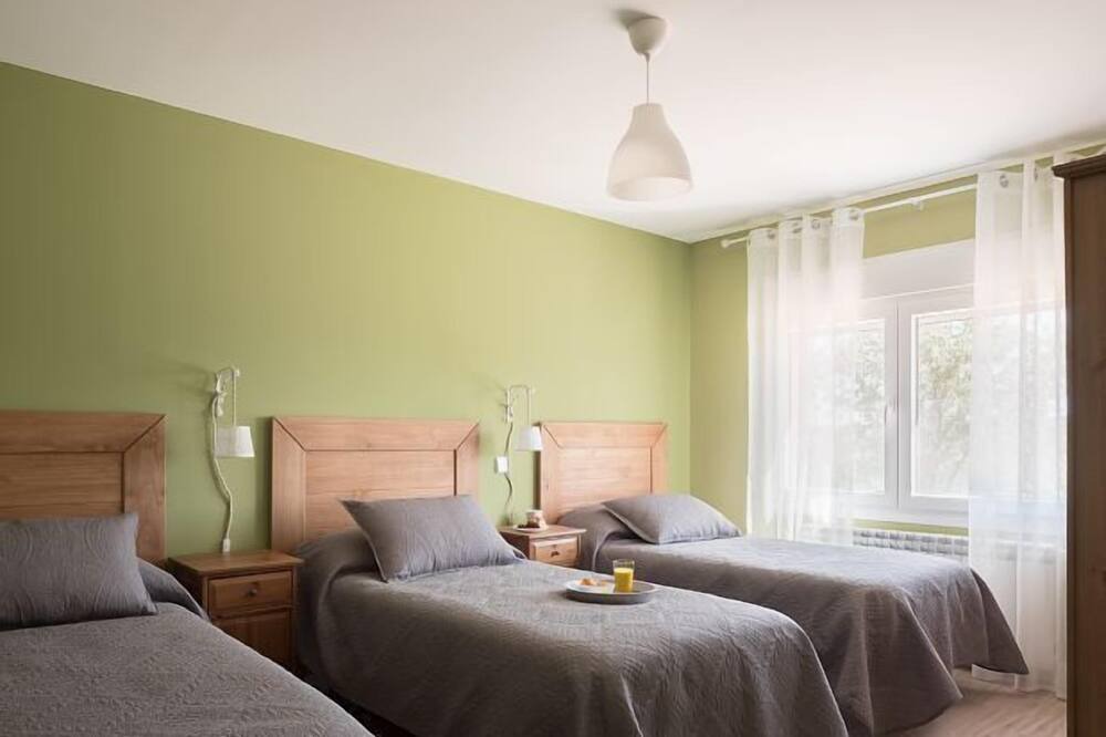 Photo of Bedroom in Castillejo de Mesleon