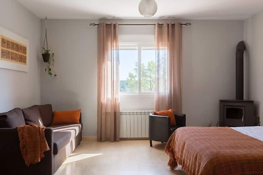 Photo of Bedroom in Castillejo de Mesleon