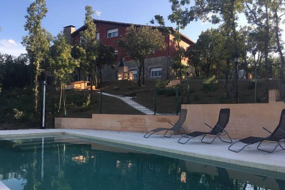 Photo of Outdoor in Castillejo de Mesleon