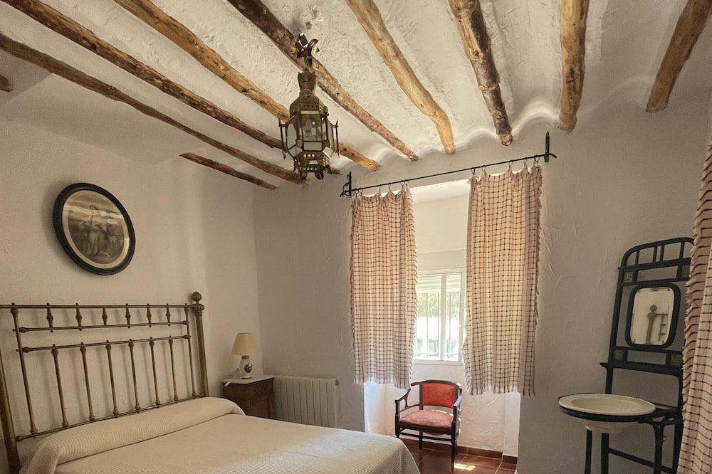 Photo of Bedroom in Quesada