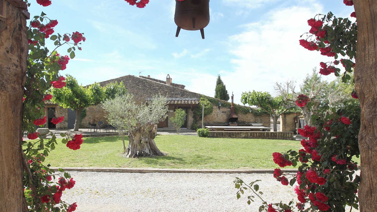 Photo of Outdoor in Llampaies