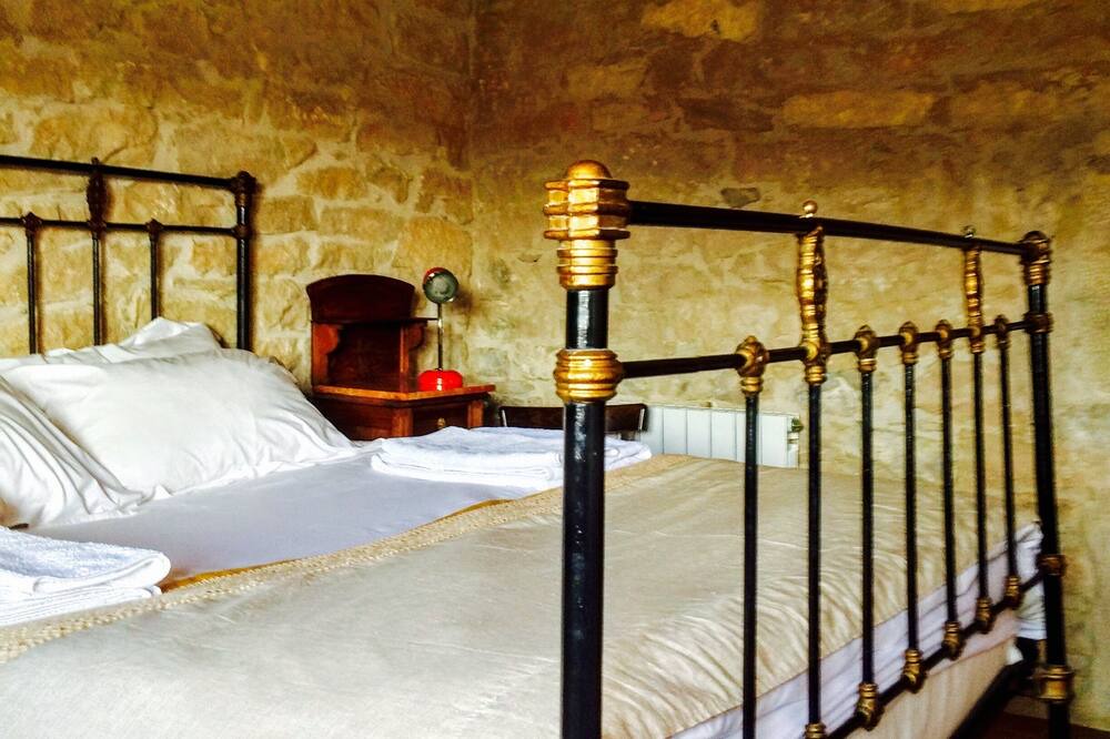 Photo of Bedroom in Rocallaura