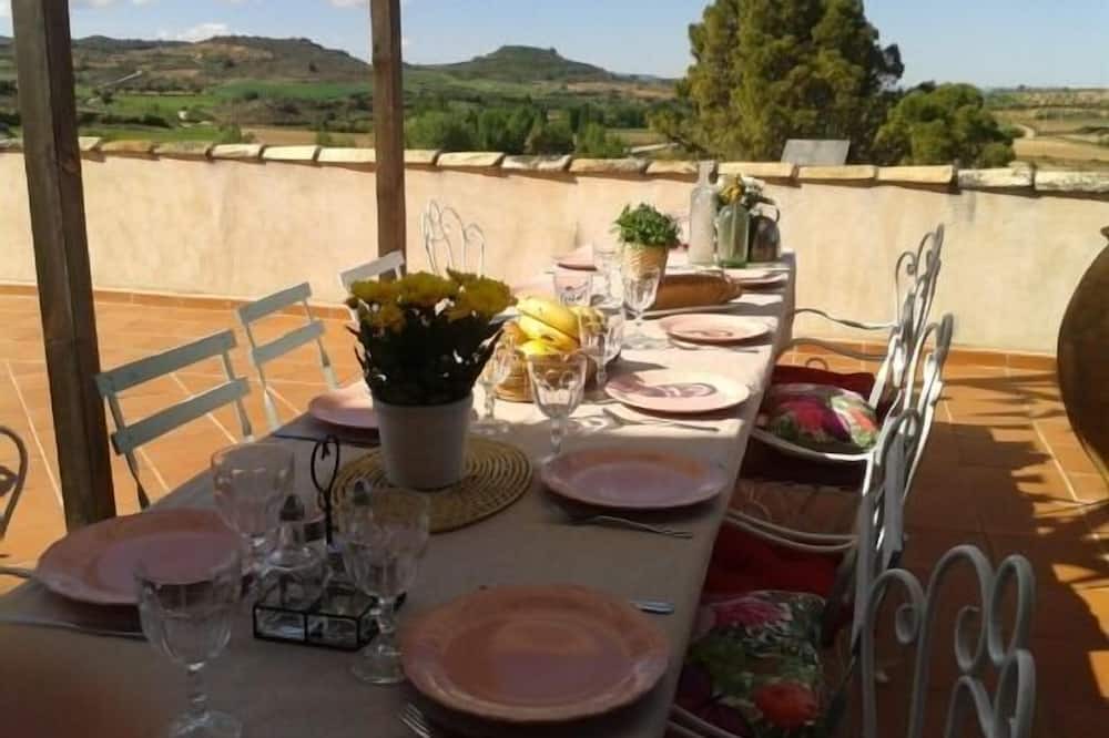 Photo of Patio Balcony in Salmeron