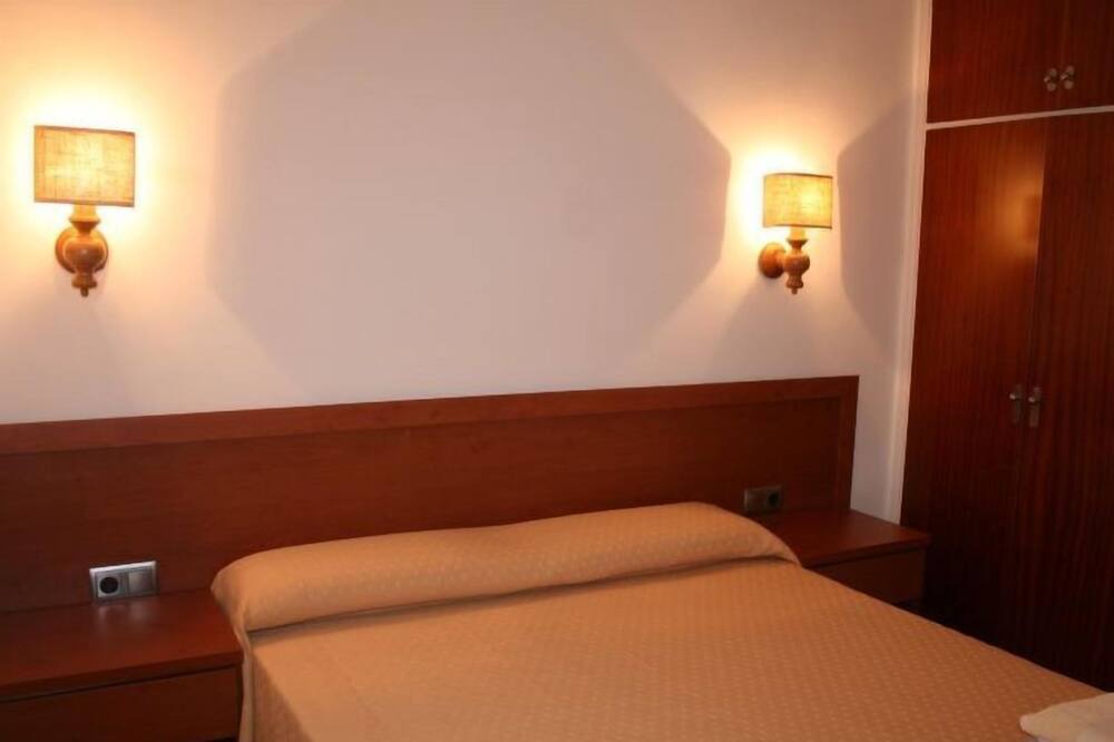 Photo of Bedroom in Pals