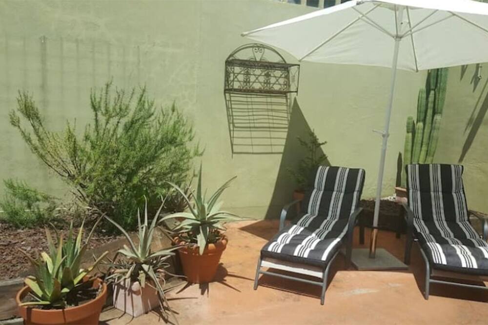 Photo of Patio Balcony in Mino