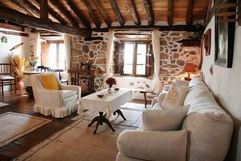 Photo of Livingroom in Aldeasaz