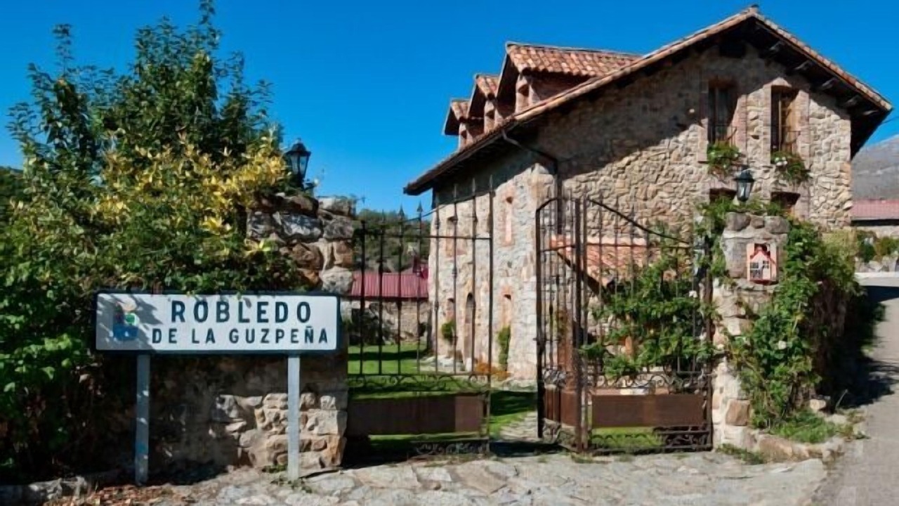 Photo of Outdoor in Robledo de la Guzpena