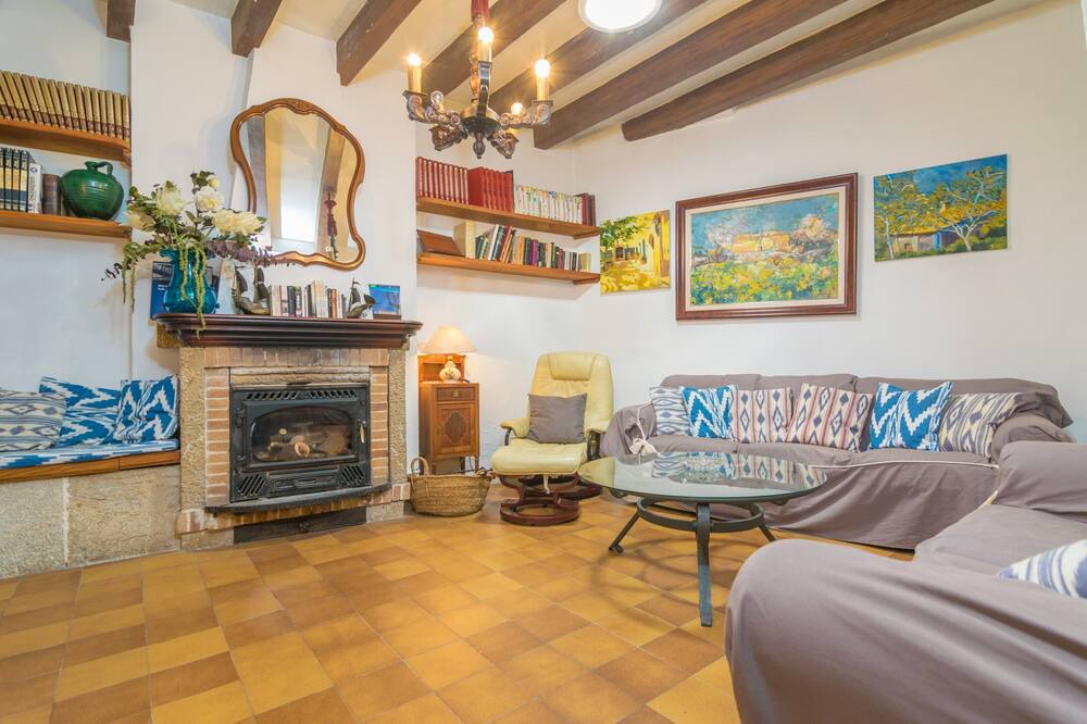 Photo of Livingroom in Biniaraix