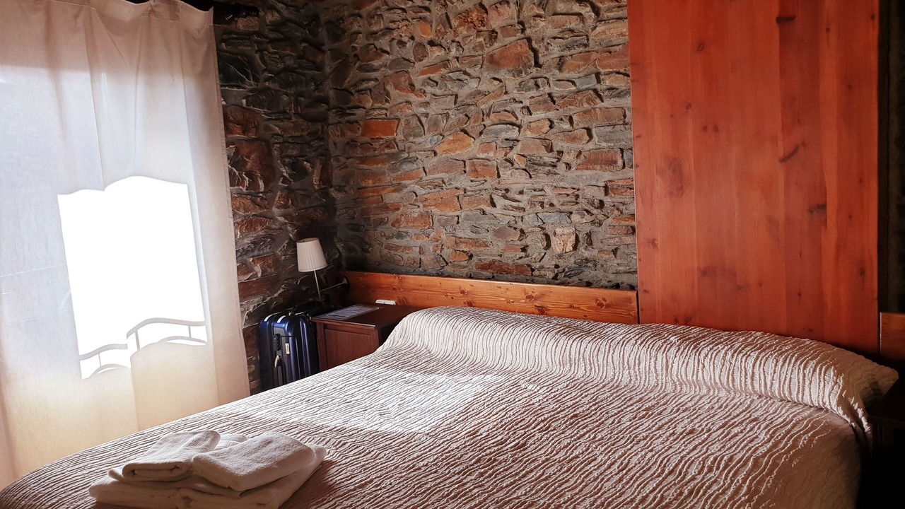 Photo of Bedroom in Llivia