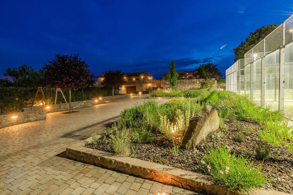 Photo of Outdoor in Sords