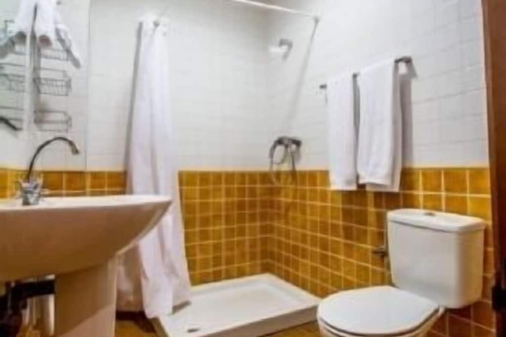Photo of Bathroom in Cardena