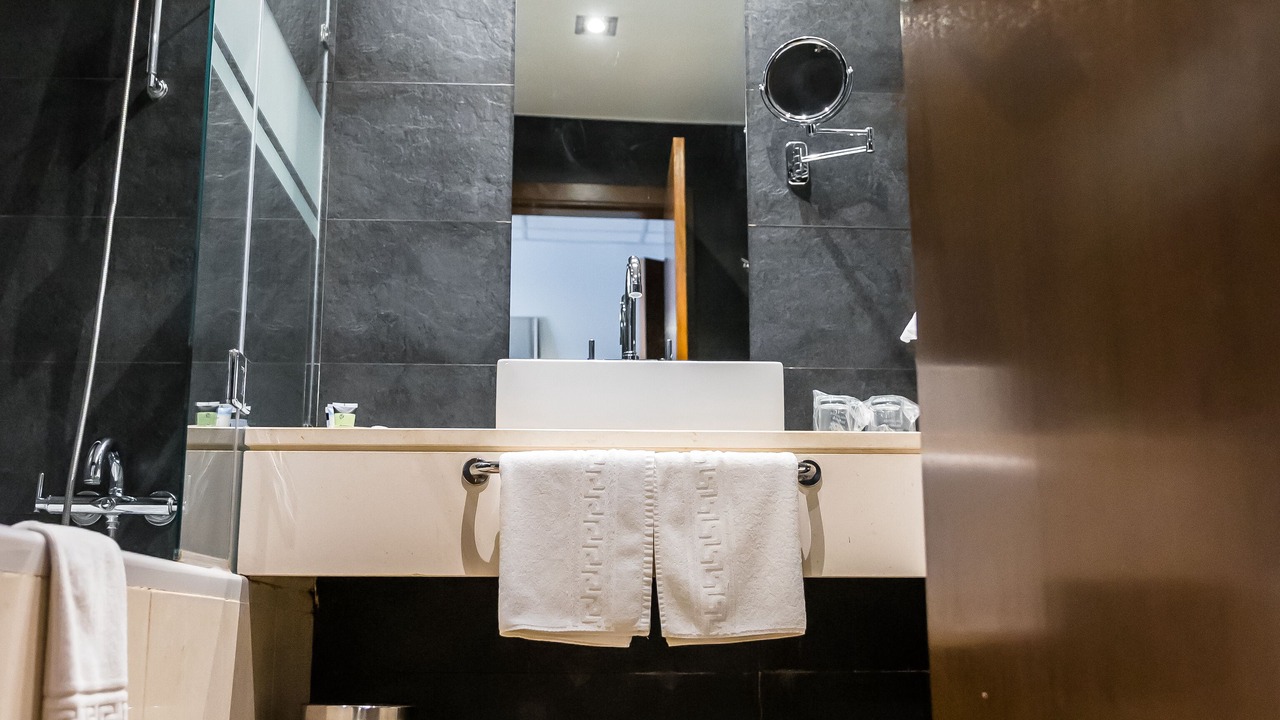 Photo of Bathroom in Valdepenas