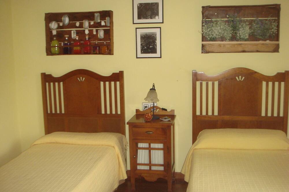 Photo of Bedroom in Lubian