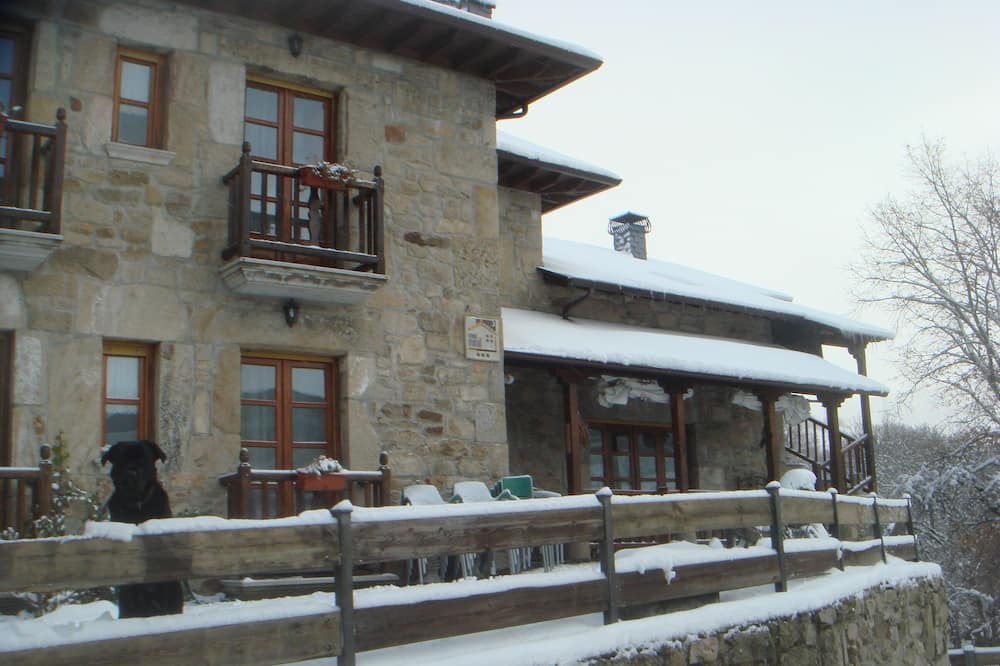 Photo of Outdoor in Lubian