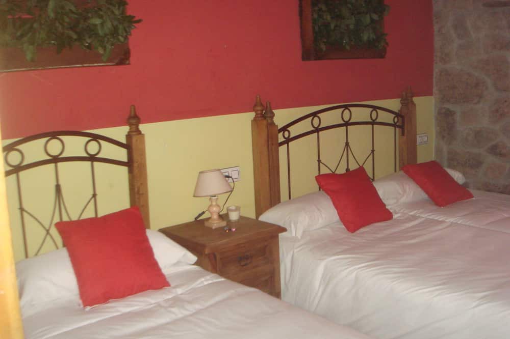 Photo of Bedroom in Lubian