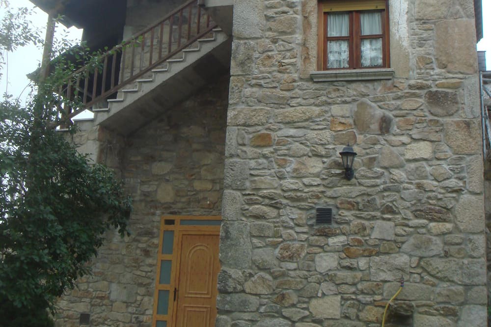 Photo of Outdoor in Lubian