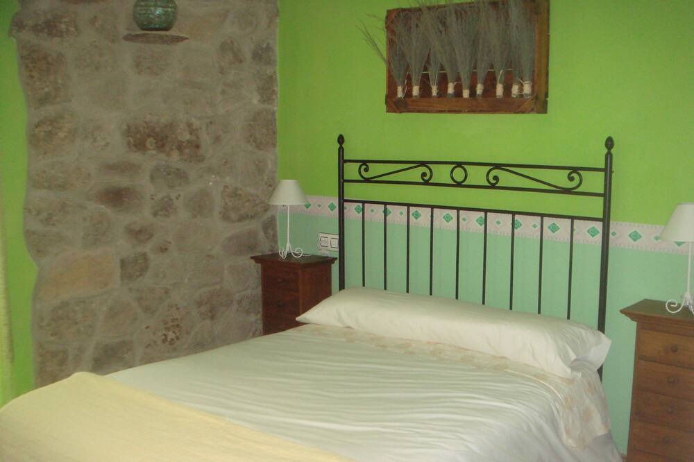 Photo of Bedroom in Lubian