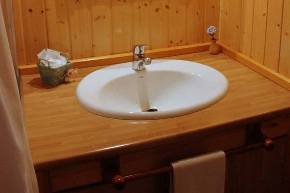Photo of Bathroom in Ossa de Montiel
