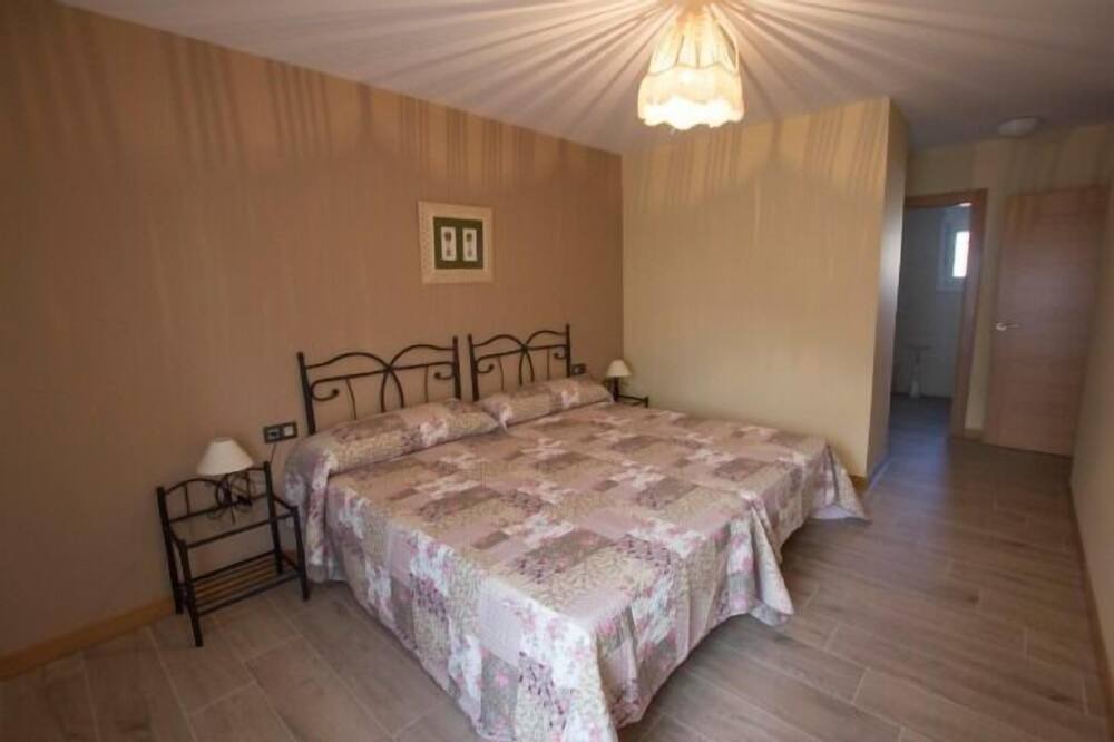 Photo of Bedroom in Obanos