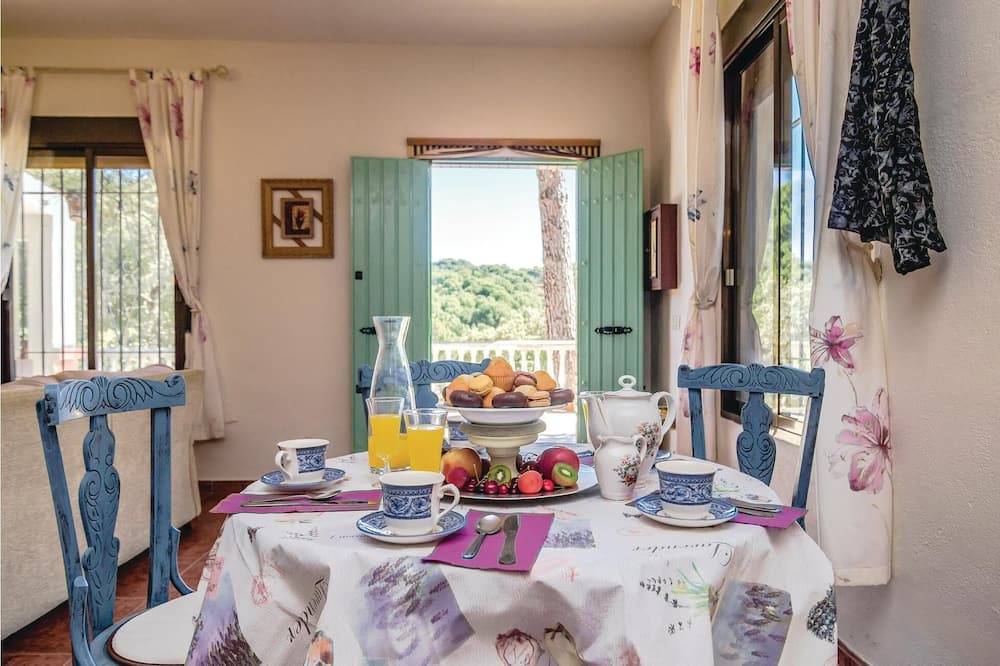 Photo of Bedroom in Andujar