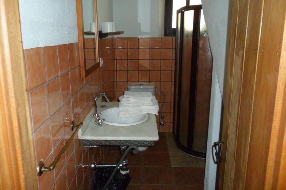 Photo of Bathroom in Villaviciosa de Cordoba