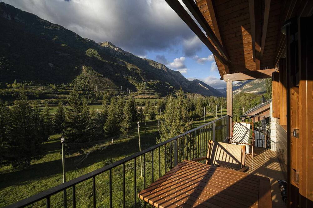 Photo of Patio Balcony in Linsoles