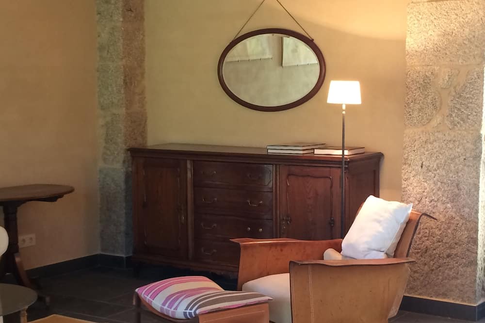 Photo of Bedroom in Callobre