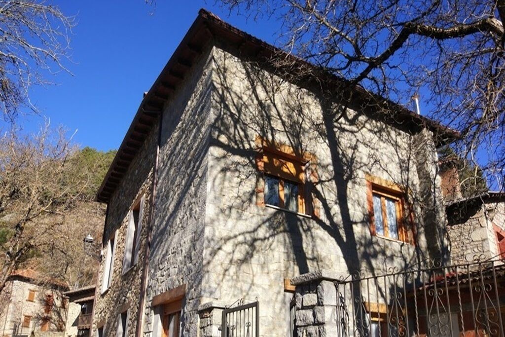 Photo of Outdoor in Cremenes