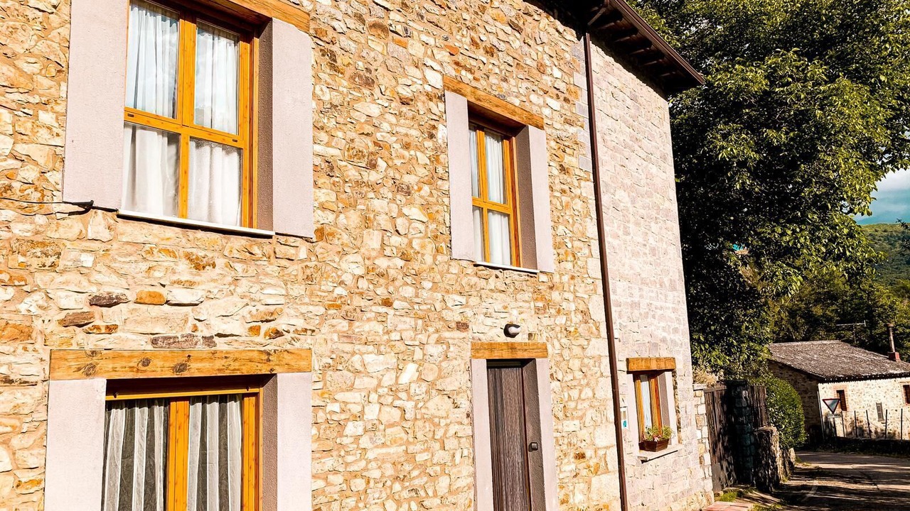 Photo of Outdoor in Cremenes