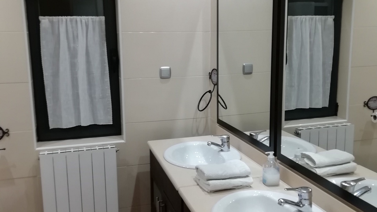 Photo of Bathroom in Villamediana de Iregua