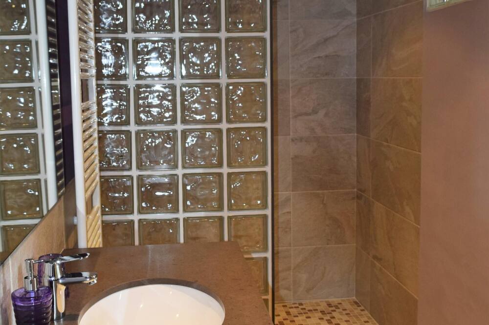 Photo of Bathroom in Vilaur