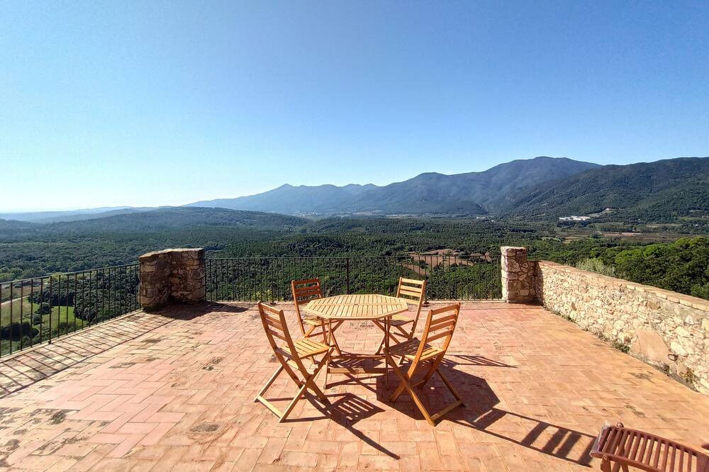 Photo of Patio Balcony in Amer